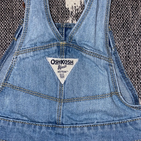 🦚OshKosh denim overall dress - Picture 4 of 5